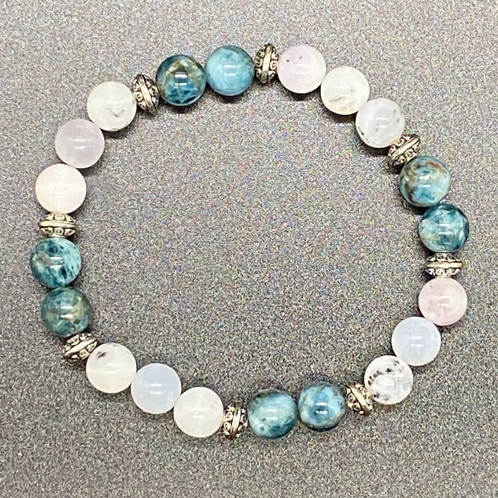 Apatite with Dendric Opal: Alertness, Strength - Picture 2 of 2